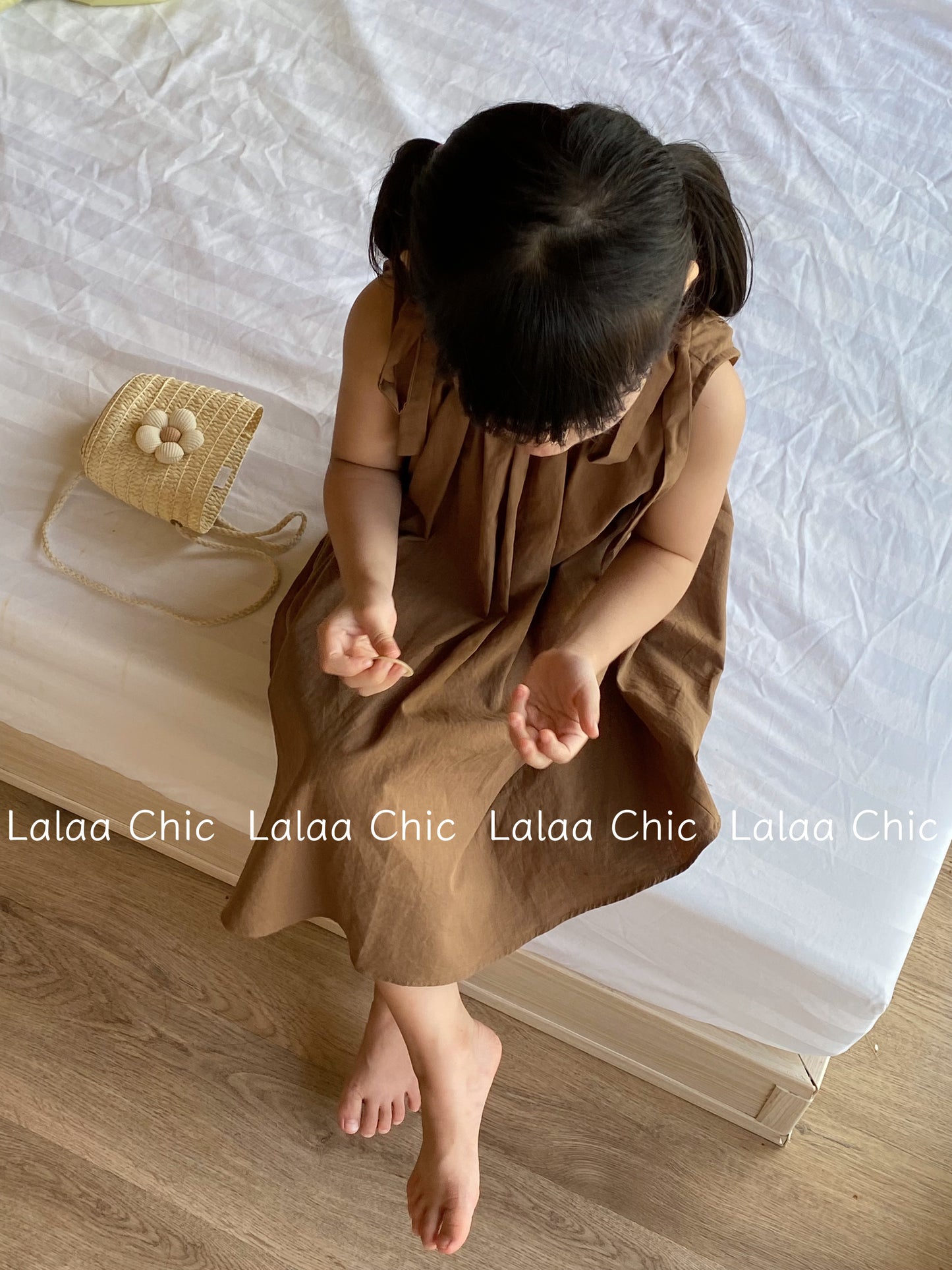 Robe Choco Lune Dress- Váy suông nâu nơ vai